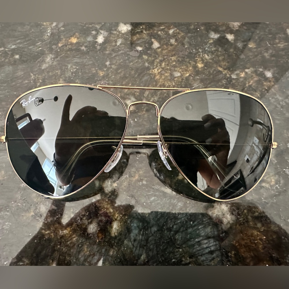 Brand New FREE SHIPPING Ray-Ban Sunglasses with case and cloth